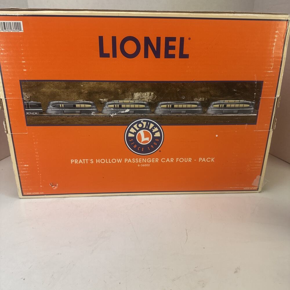 Lionel O Gauge The Phantom of Pratt's Hollow Passenger Car Four Pack 6-36002